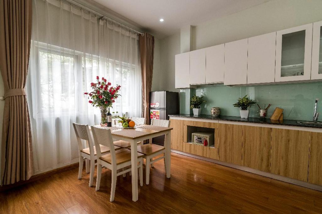 New Apart Hotel Hanoi Bagian luar foto